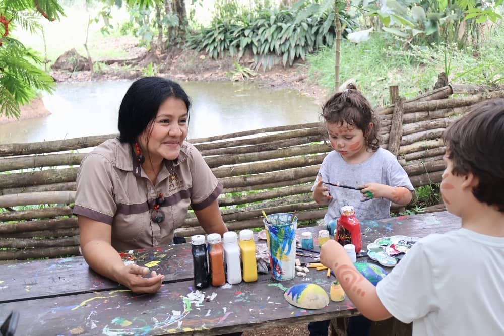 maleku painting workshop in costa rica