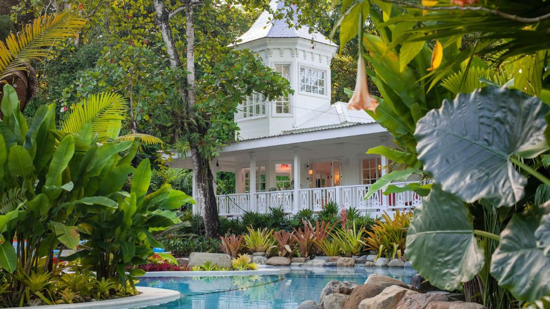 hotel aguas claras