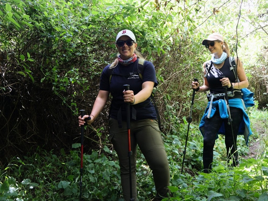 hiking ecuador andes