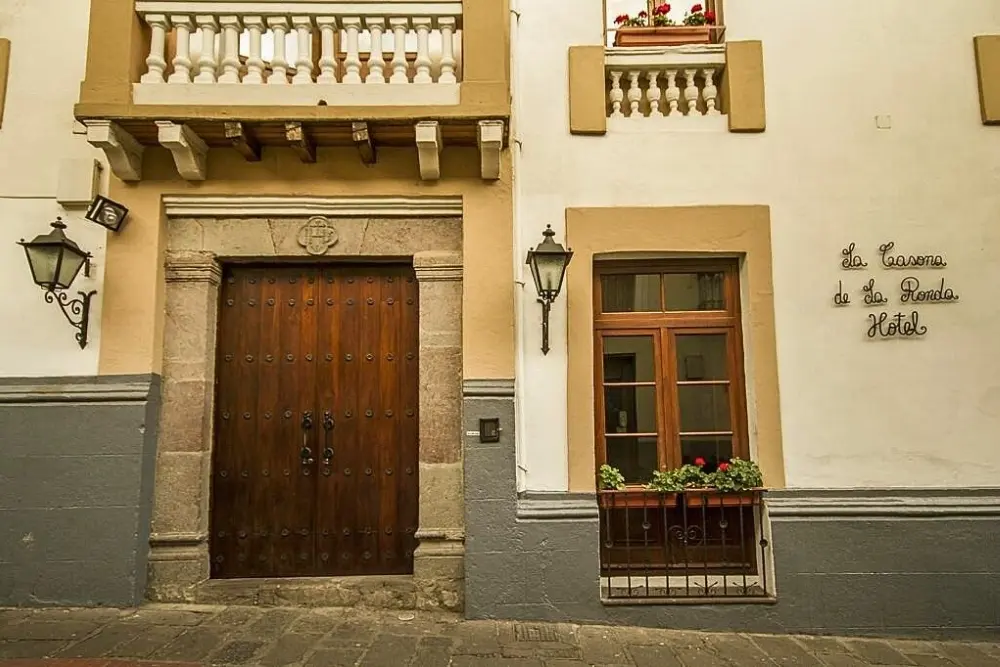 Casona de la ronda-Front