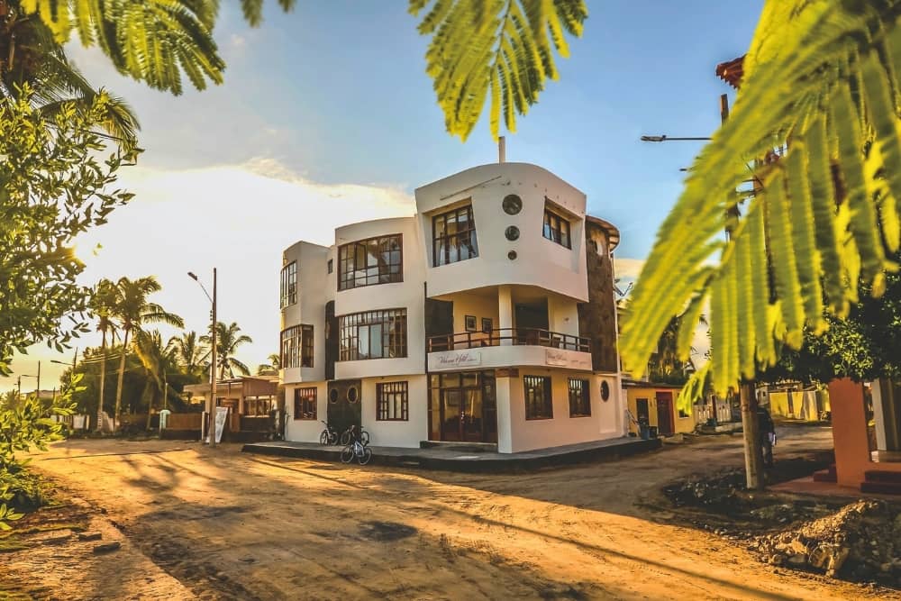 hotel volcano - isabela