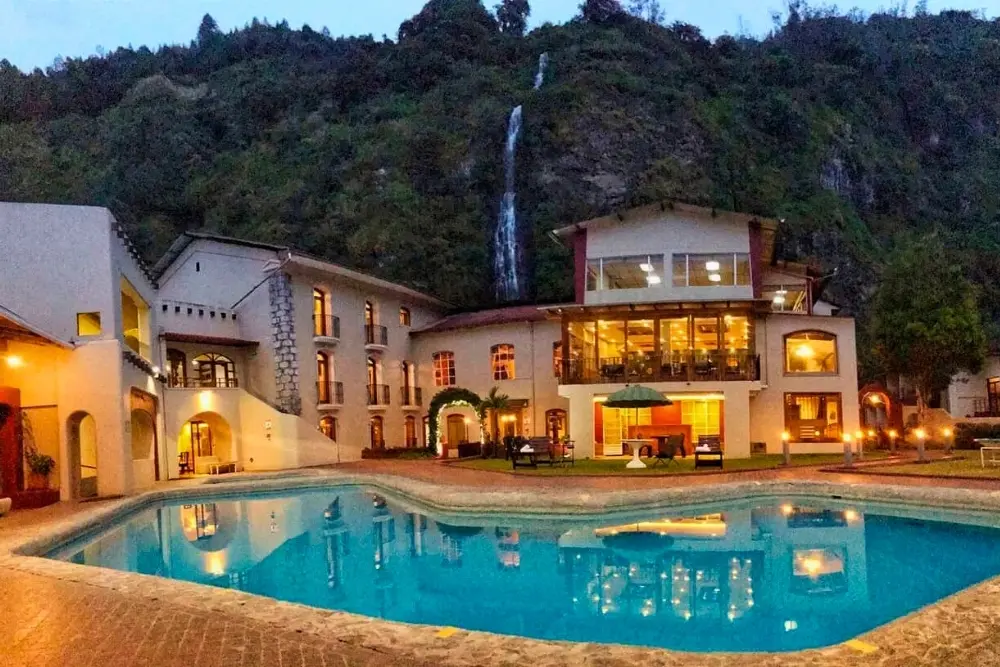 hotel sangay spa -front
