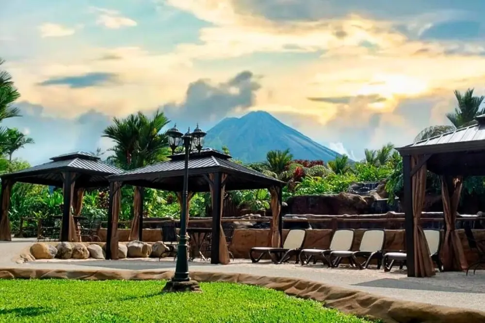 volcano lodge