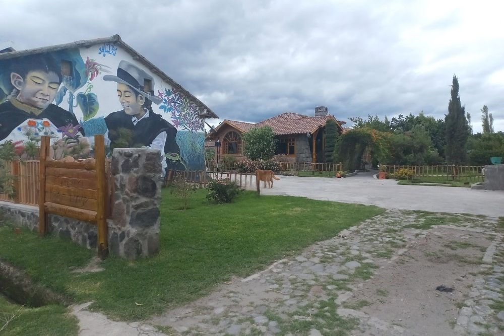 Kichwa family home that hosts travelers in La Calera near Otavalo
