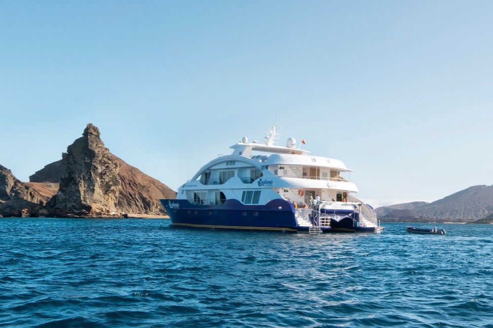 endemic catmaran sailing near the island of the galápagos
